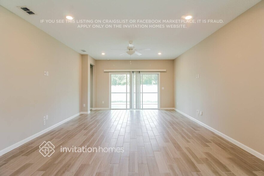Building Photo - 11376 Oyster Creek Rd