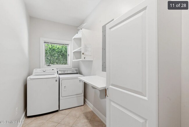 Building Photo - 23444 Woodland Way