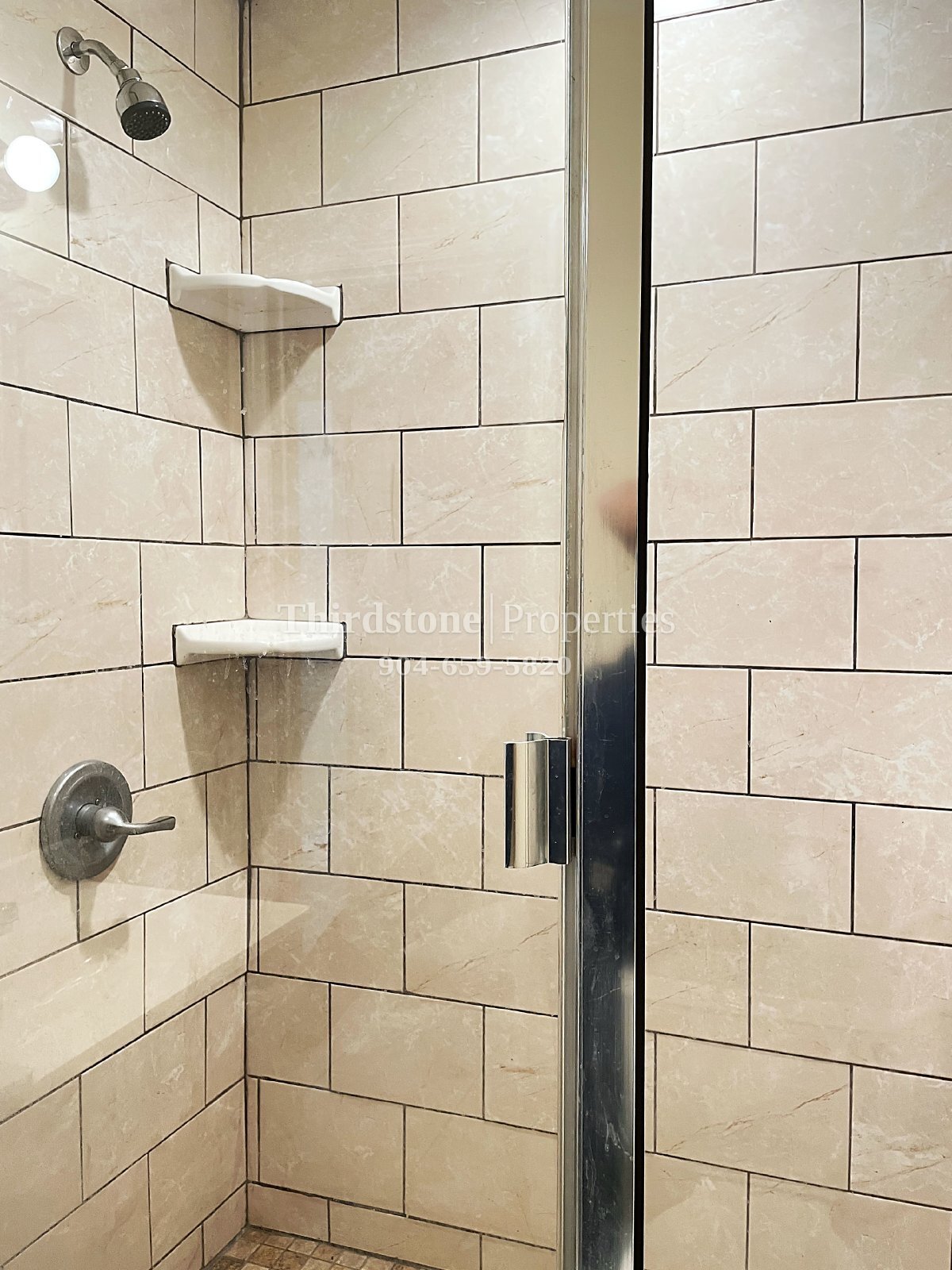 Building Photo - 1717 Lindsey Rd