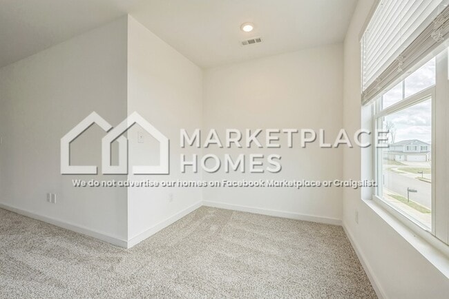 Building Photo - 3228 Spool Ln SW