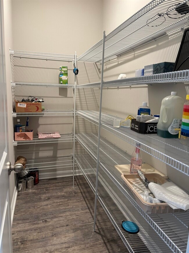 Building Photo - 227 Leste Rd