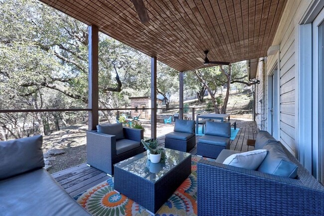 Building Photo - 5600 Blueridge Ct