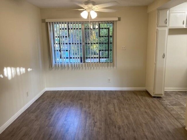 Interior Photo - 1799 Hollywood Way