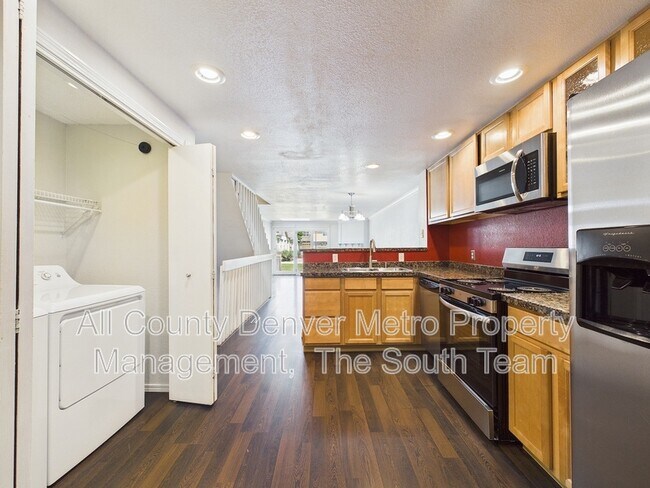 Building Photo - 11555 W 70th Pl