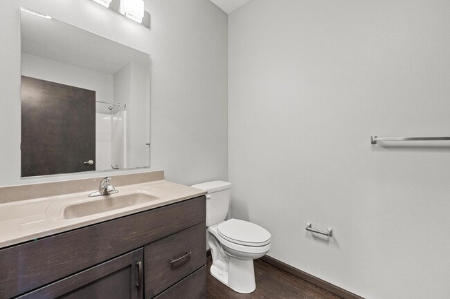 Building Photo - Spacious Townhome with Heated Garage Just ...