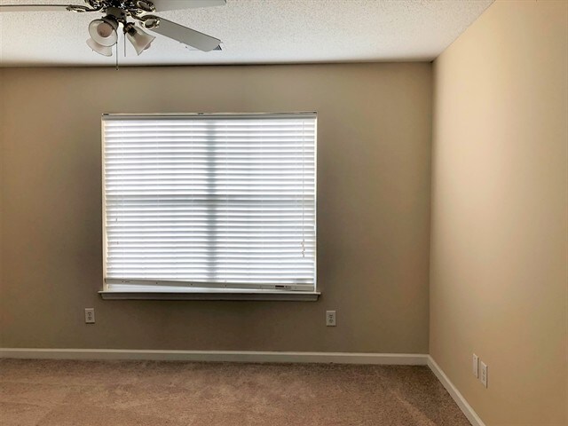 Building Photo - 180 Hainsworth Dr
