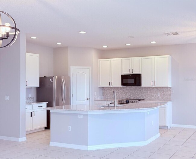 Building Photo - 1976 The Oaks Blvd