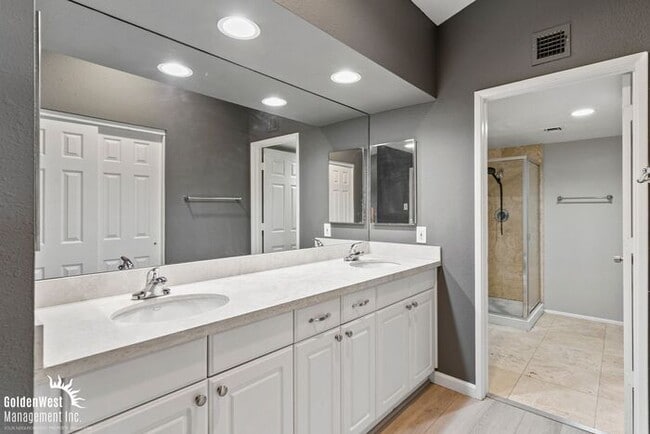 Building Photo - Beautiful 3Bdm 2Ba Home in Scottsdale!