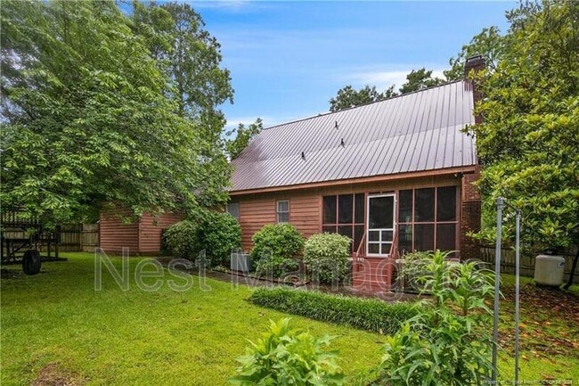 Building Photo - 405 Bannerman Pl