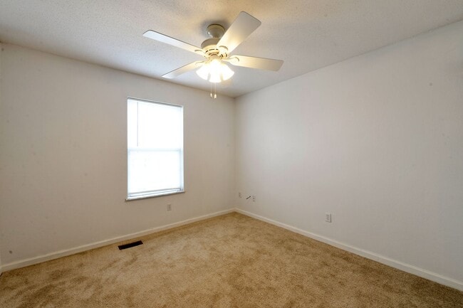 Building Photo - 4162 Whitehall Dr