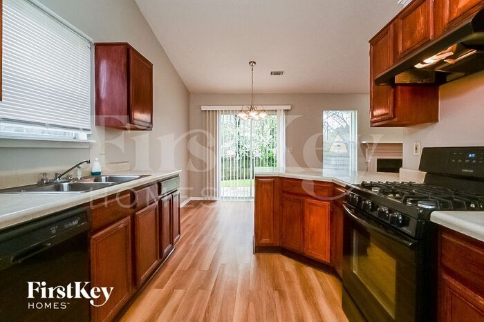 Building Photo - 478 Thomas Downs Way
