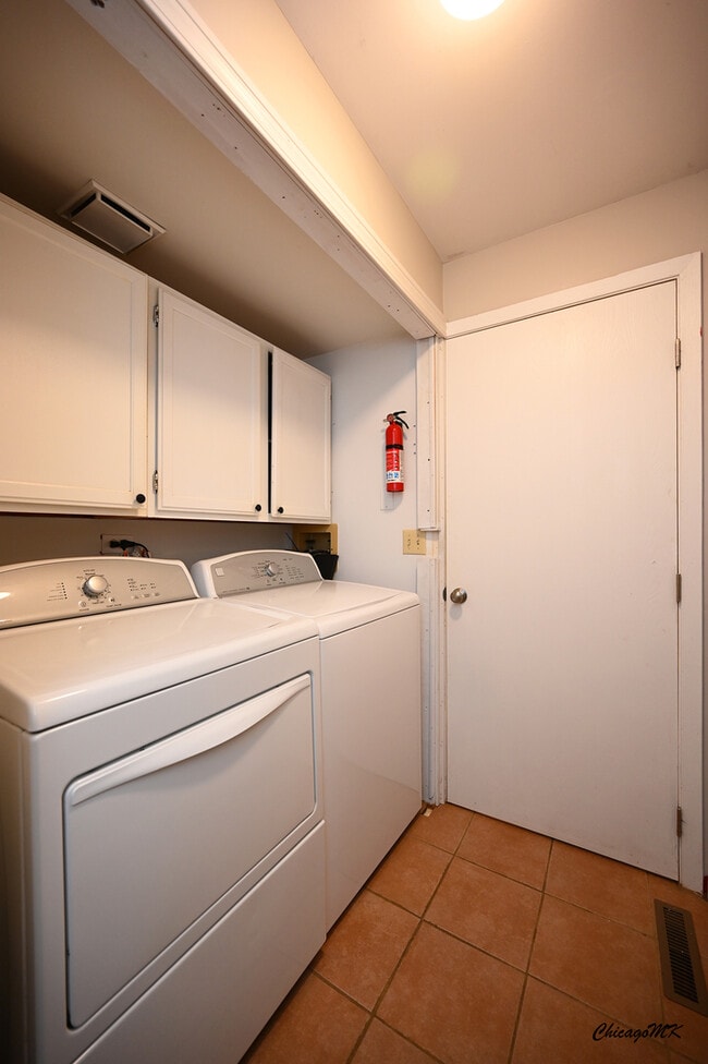 Building Photo - 744 Concord Dr