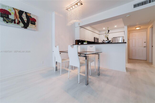 Building Photo - 2501 S Ocean Dr