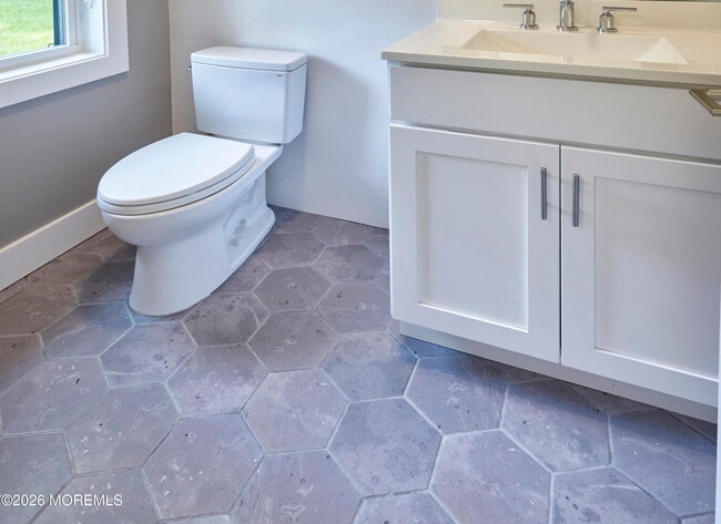 Building Photo - 28 Colfax St