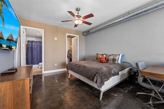 Building Photo - 150 E Robinson St