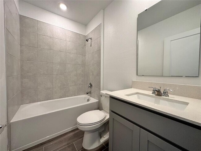 Building Photo - 309 Loch Ct