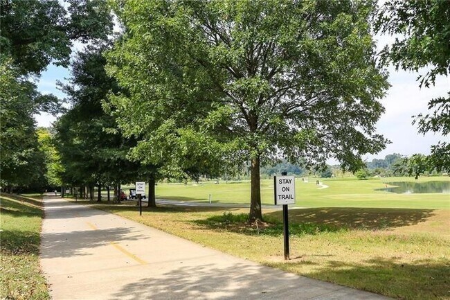 Building Photo - 48 25th St NW