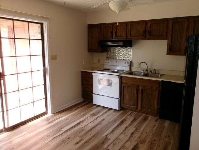 Building Photo - 3209 Timbermill Ave