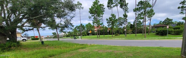 Building Photo - 1319 Calabria Rd