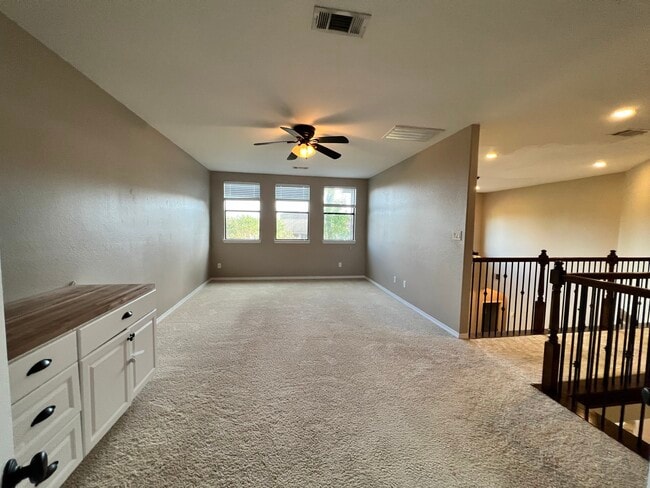 Building Photo - 7007 Fall Creek Ln