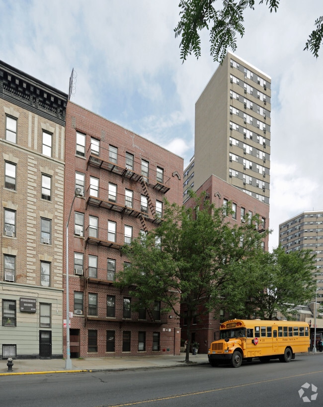 Parkview Apartments 2363 Southern Blvd Bronx NY 10460 Apartment Finder