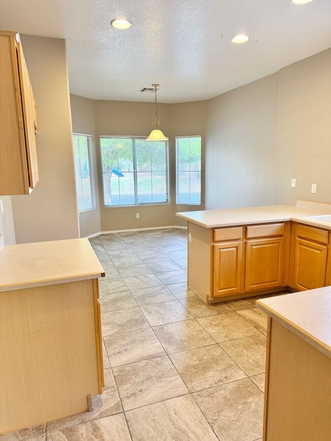 Building Photo - 40228 N Patriot Way