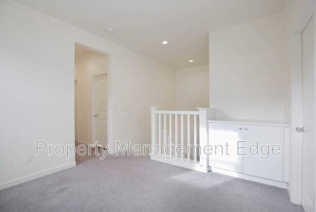Building Photo - 4104 Vela Wy