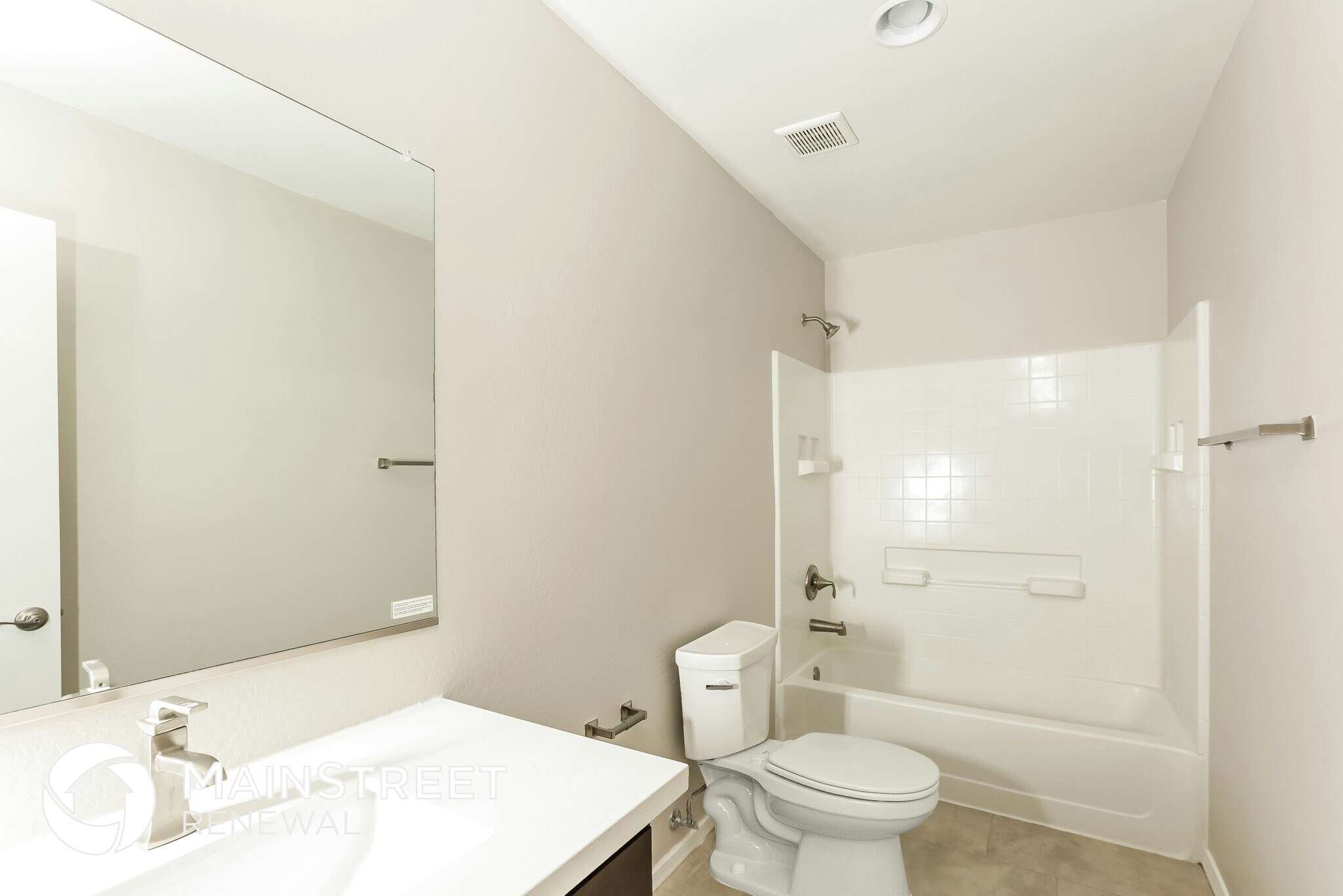 Building Photo - 2000 N 36th St