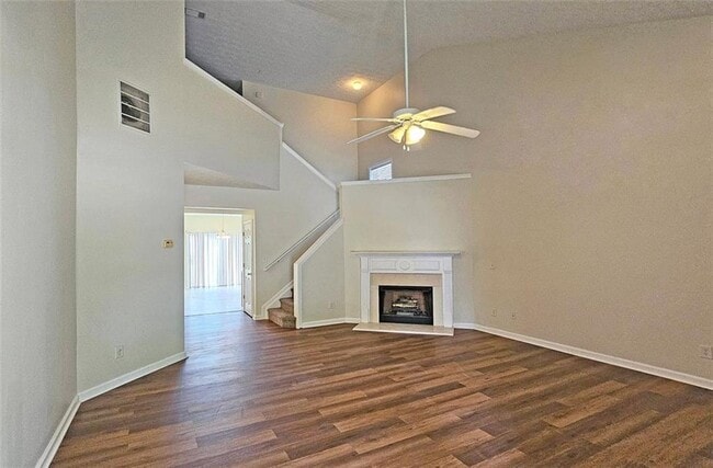 Building Photo - 735 Cool Weather Dr