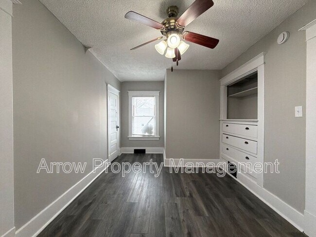 Building Photo - 2840 Starr St