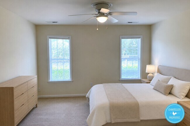 Building Photo - 7509 Riverside Ct