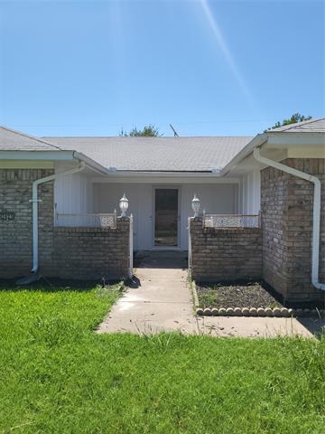 Building Photo - 3625 Stephenson Dr