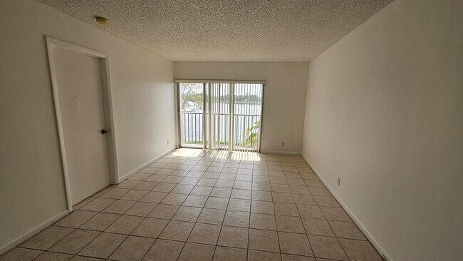 Building Photo - 8720 N Sherman Cir