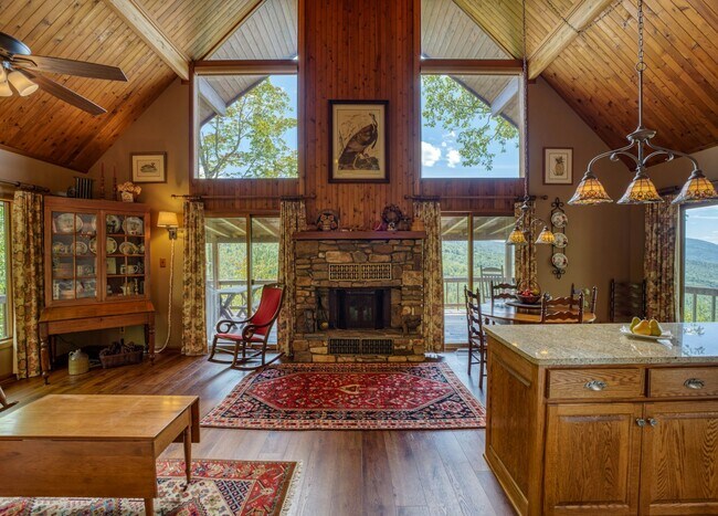 Building Photo - 402 Wilderness Dr