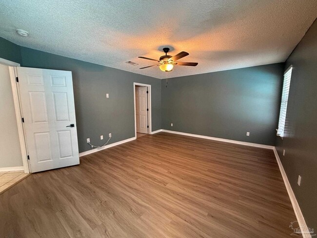 Building Photo - 1137 Carla Dr