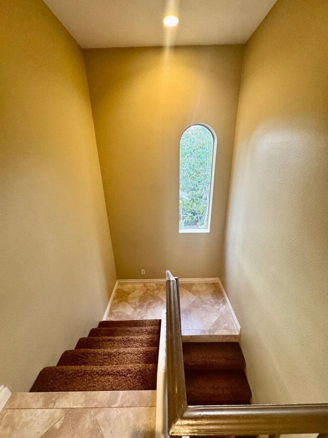 Building Photo - 3 Bedroom spacious home in beautiful Aliso Viejo