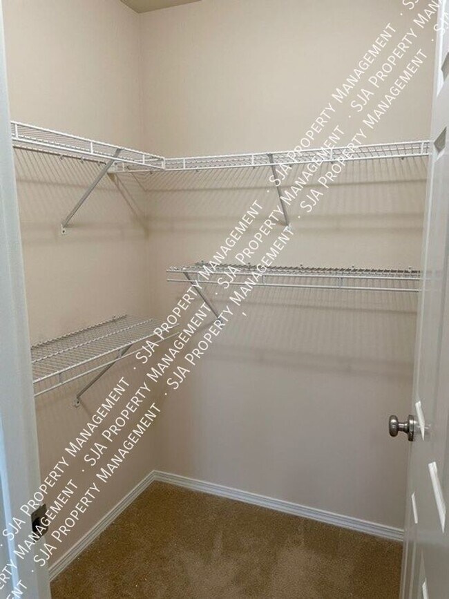 Building Photo - 4117 151st St SE