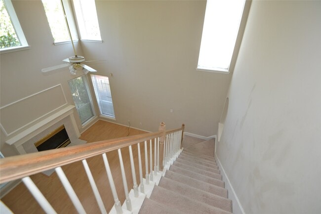 Building Photo - 15406 Amesbury Ln