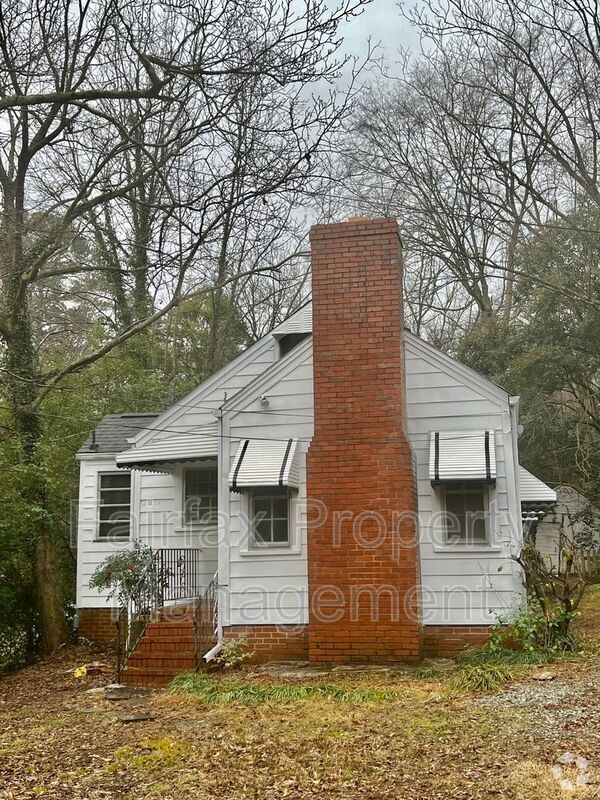 Building Photo - 2019 Wa Wa Ave