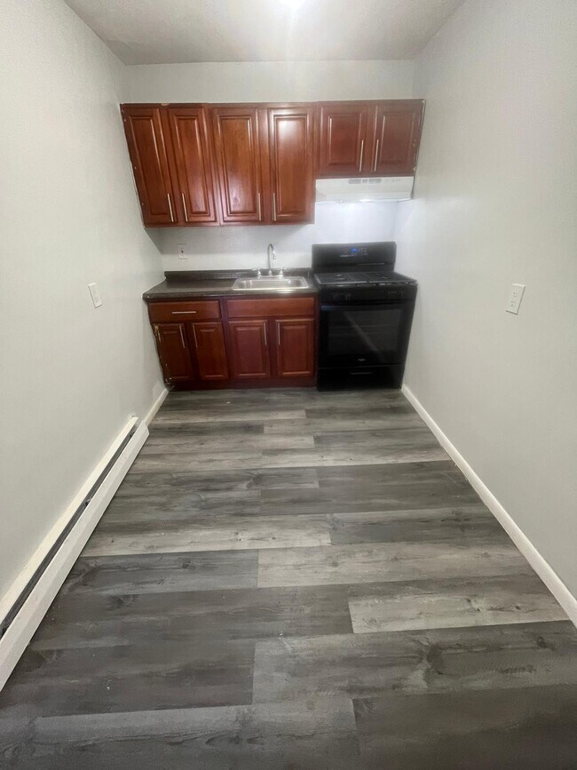 419 Stuyvesant Ave 1 - 418 Stuyvesant Ave
