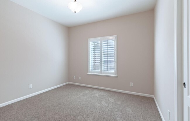 Building Photo - 4 Bedroom in Buchanan School District
