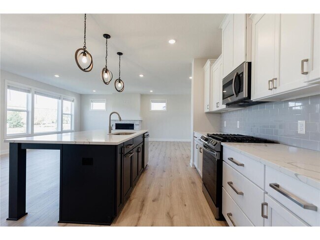 Building Photo - 10226 Arrowwood Path