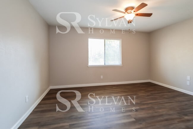 Building Photo - At Last, This Is What You Have Been Searching For!