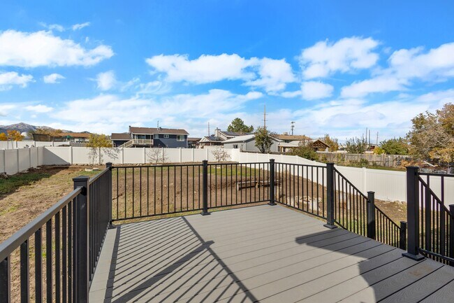 Building Photo - 5436 S 5930 W