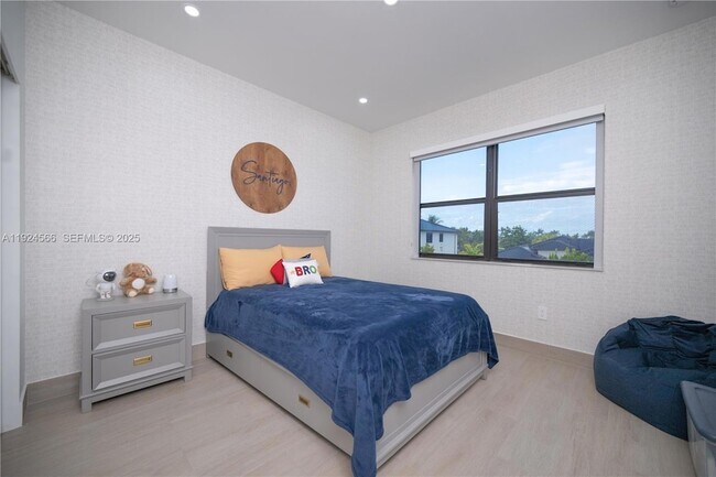 Building Photo - 8842 NW 161st Terrace