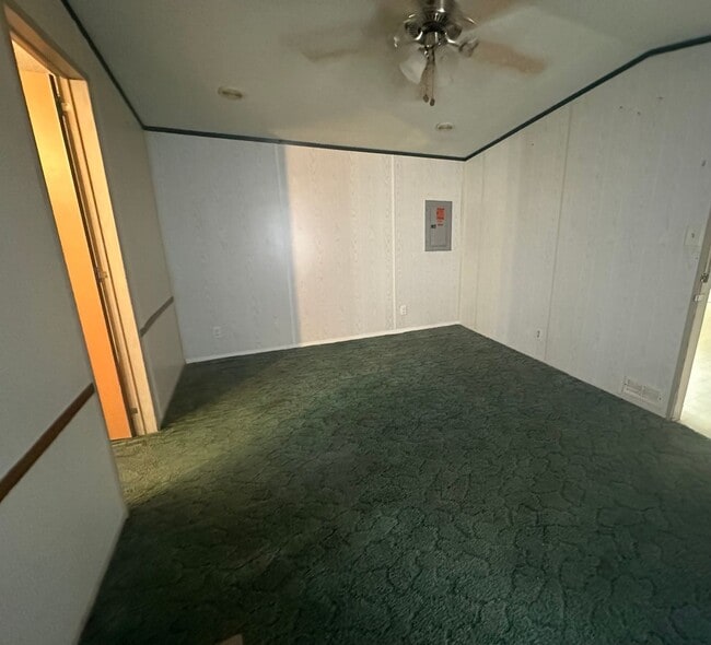 Building Photo - 3-bedroom, 2-bathroom Mobile Home Now Avai...