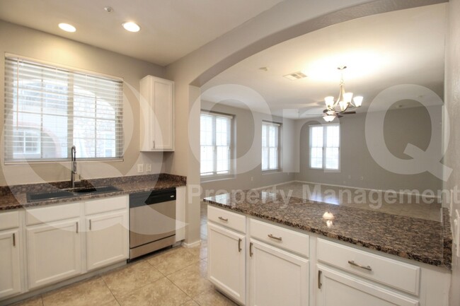 Building Photo - 4769 E Thunderheart Trail