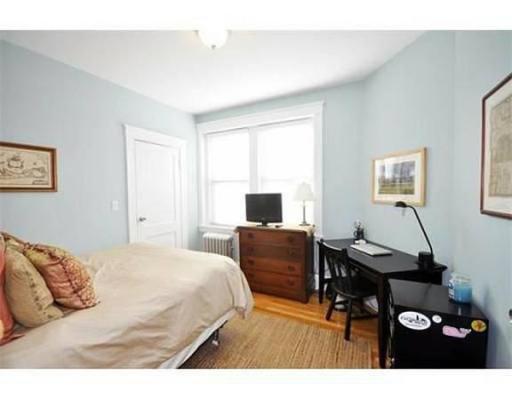 Building Photo - 231 Freeman St