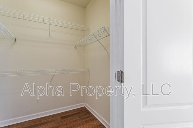 Building Photo - 382 Juniper Bend Cir