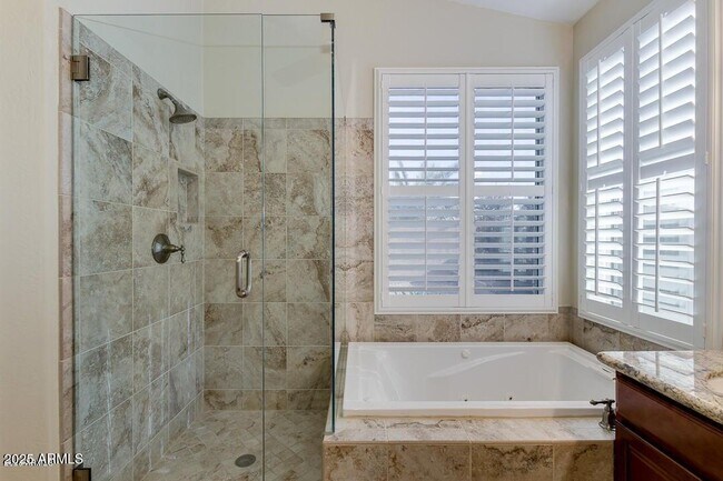 Building Photo - 3531 S Barberry Pl